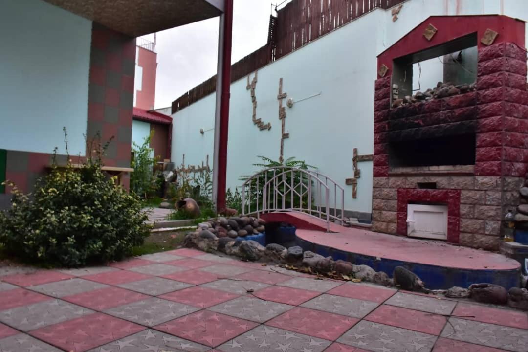 Gyumri Hotel Ereván Exterior foto